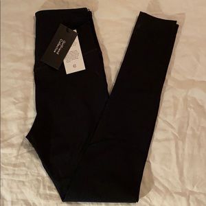 NWT Girlfriend Collective Leggings